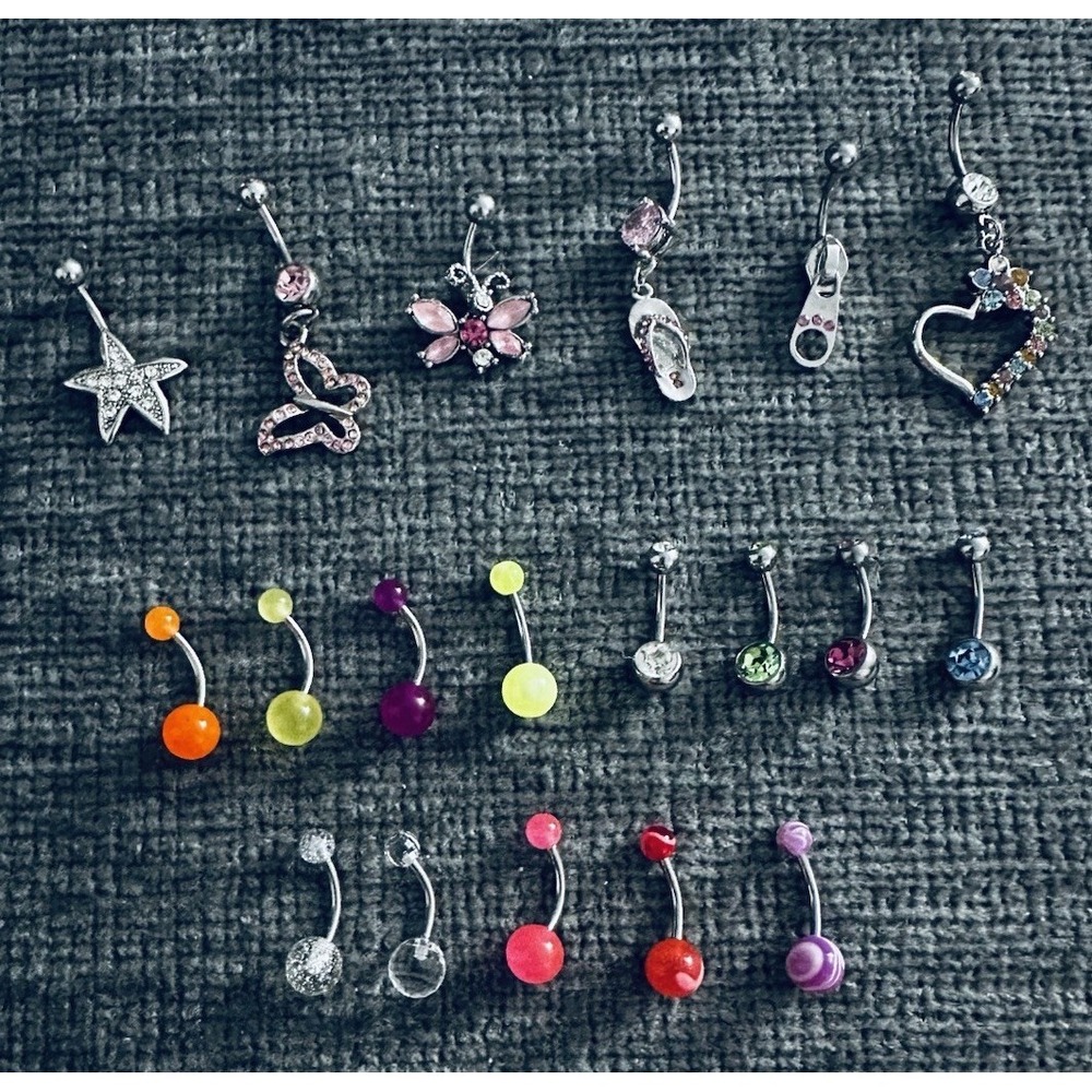 Nostalgia Y2K Belly Button Rings Lot 20+ Dangle Rhinestone Acrylic 2000s Clean - Picture 7 of 8